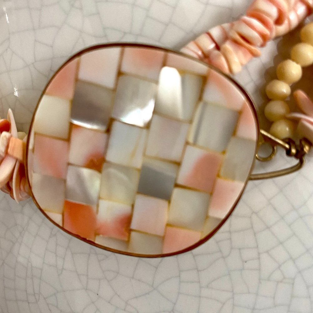 Vintage Artisan Shell Statement Choker - image 2